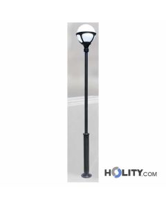 m-Streetlight-in-wrought-iron-treated-a-bathroom-of-Zinc-h16876.jpg