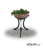 round-planter-with-terracotta-pot-h28750