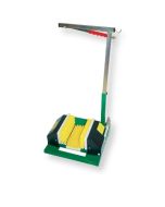 professional-boot-washer-with-3-water-fed-brushes-h767-01