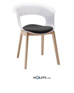 Sedia-con-cuscino-fisso-e-telaio-in-faggio-naturale-h74195