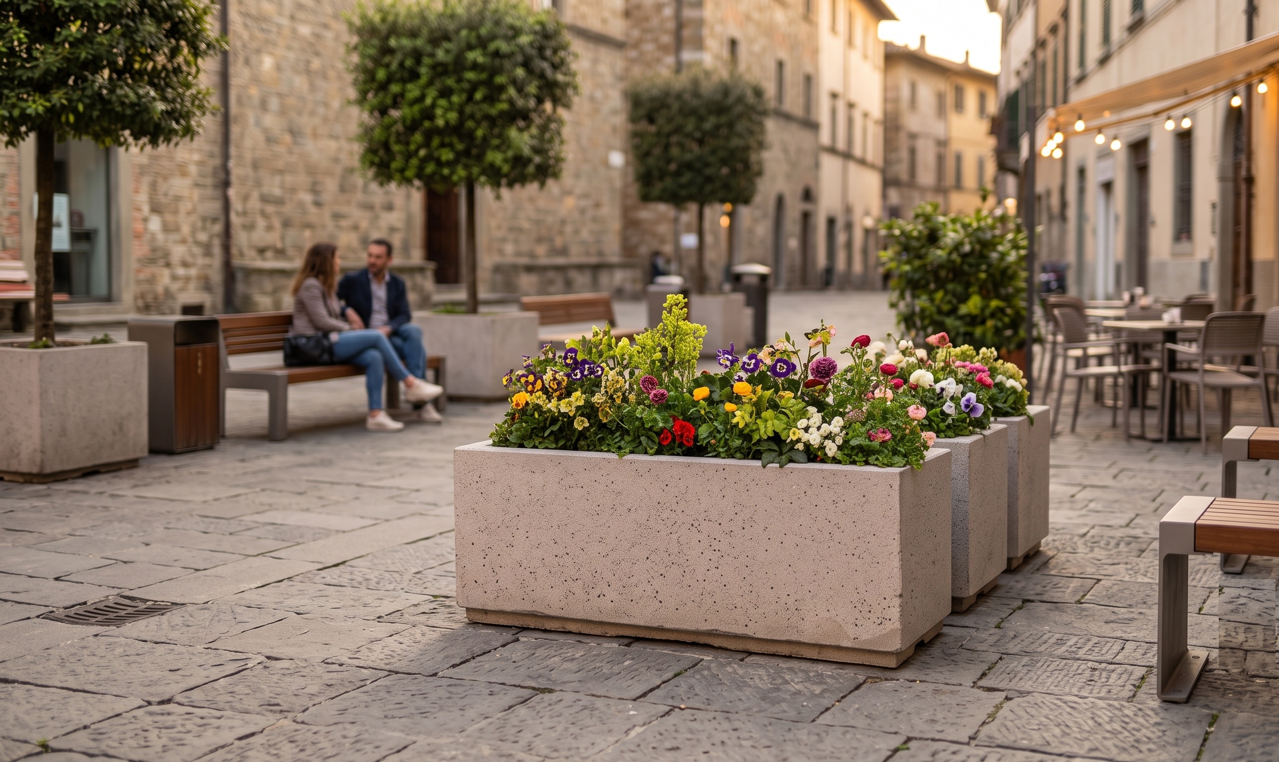 How much do street planters cost? Prices and factors to consider.
